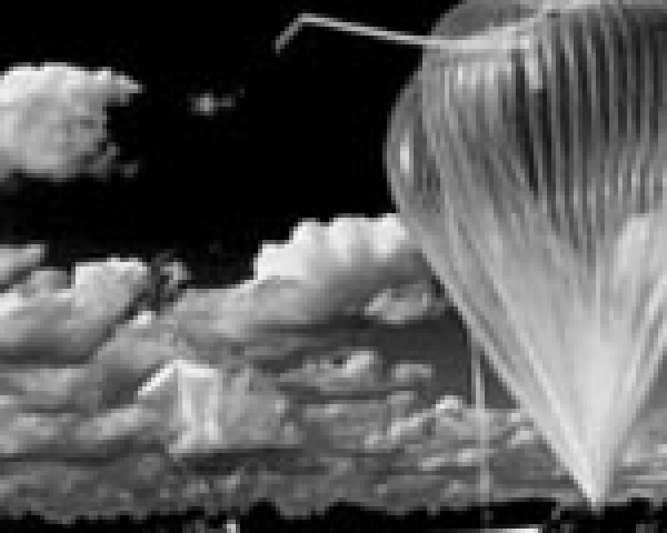 Preparation for the launch of the balloon-based TDLAS spectrometer in Aire sur l'Adour (France).